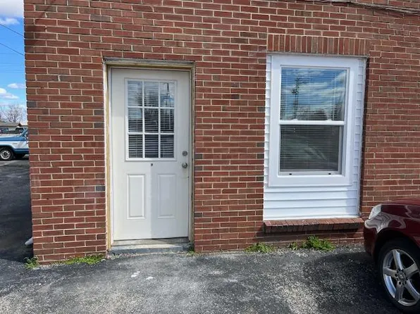 9457 Main St #9, Taylorsville, IN 47280