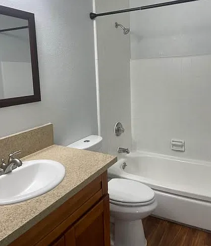 3701 Morse Ave #6 — Photo 5