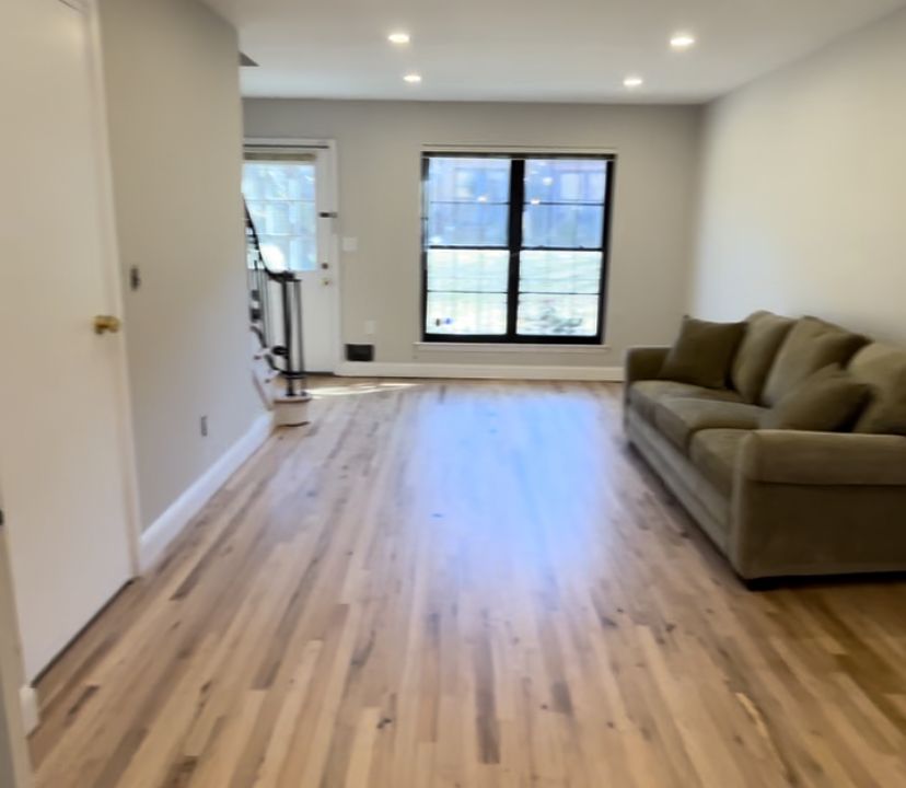 The living area as seen from the kitchen.