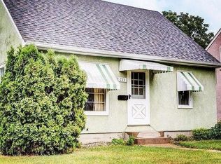 723 Apgar St S, Shakopee, MN 55379