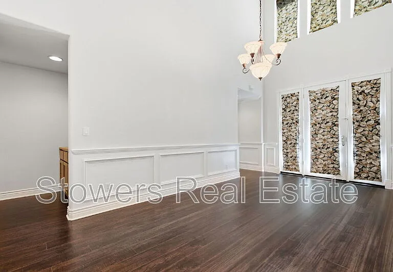 145 Bryant Ct — Photo 15