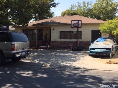 613 S Broadway Ave, Stockton, CA, 95205