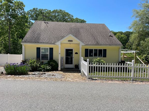 15 E Shore Dr