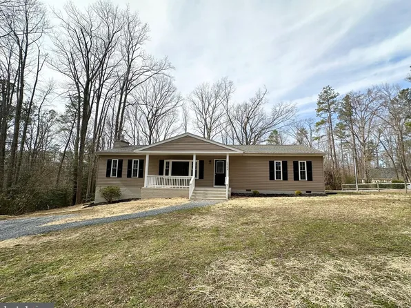 26404 Country Club Ln, Ruther Glen, VA 22546