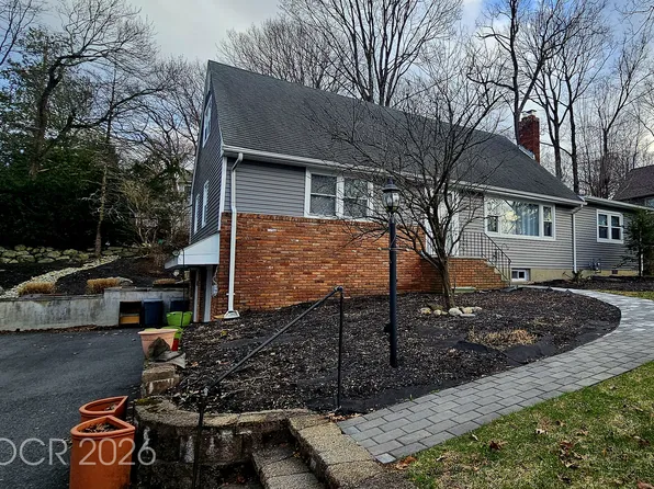 49 Fayson Lakes Rd, Kinnelon, NJ 07405