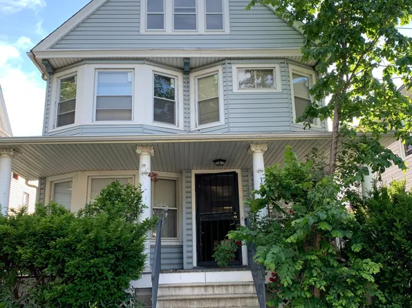 1894 E 81st St, Cleveland, OH 44103