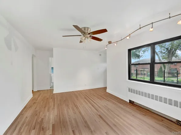 7477 220th Street First Floor, Oakland Gardens, NY 11364