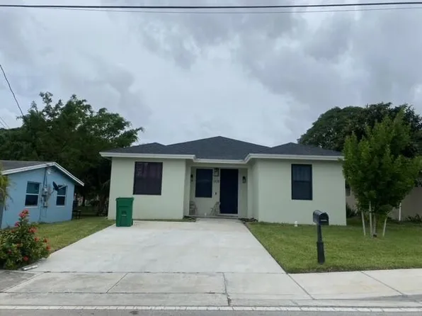 1435 W 36th Street, Riviera Beach, FL 33404