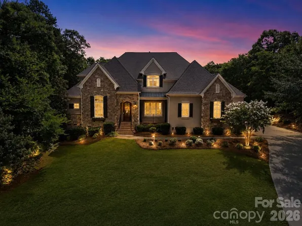 653 Bannerman Ln, Fort Mill, SC 29715