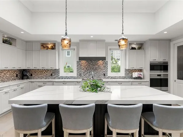 5949 Chanteclair DR #8, NAPLES, FL 34108