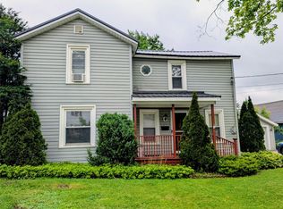12 Cherry St, Union City, PA 16438