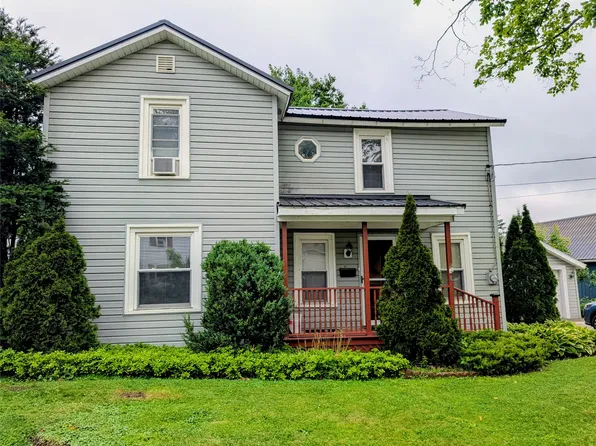 12 Cherry St, Union City, PA 16438