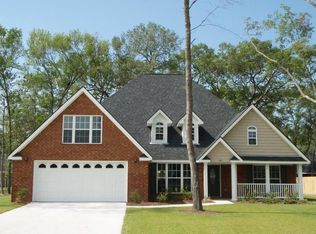 186 Medway Dr, Midway, GA 31320