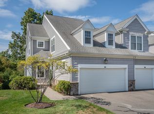 30 Bradford Walk, Farmington, CT 06032