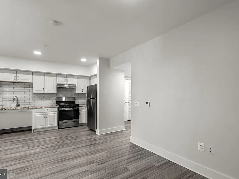 19520 Village Walk Dr #3-101 — Photo 11