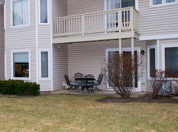 2nd image of 110 Red Fox Ln #B5