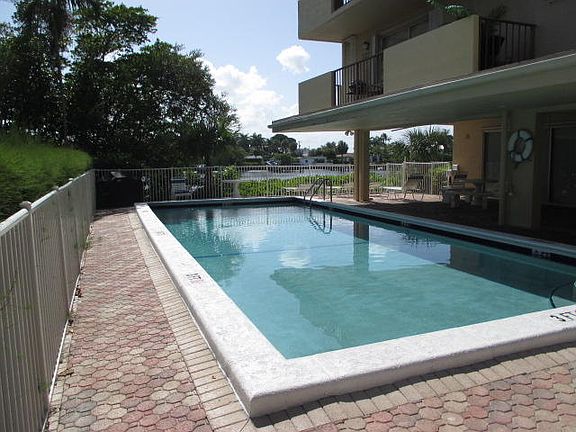 2nd image of 3581 S Ocean Boulevard #Ph-A