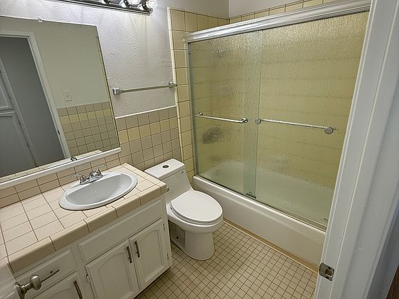 5th image of 4566 Onondaga Ave #A