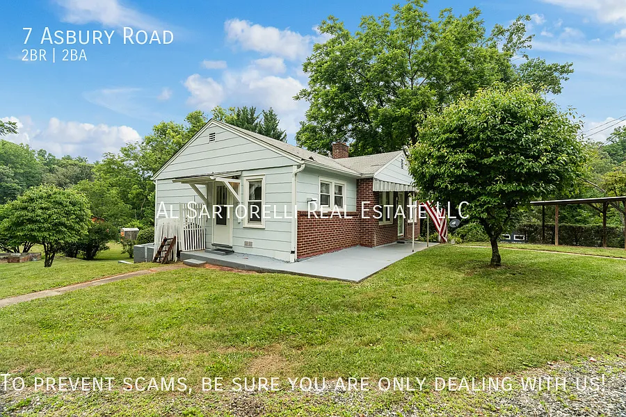 Charming Beaverdam Home with Flexible Living Space — Photo 4