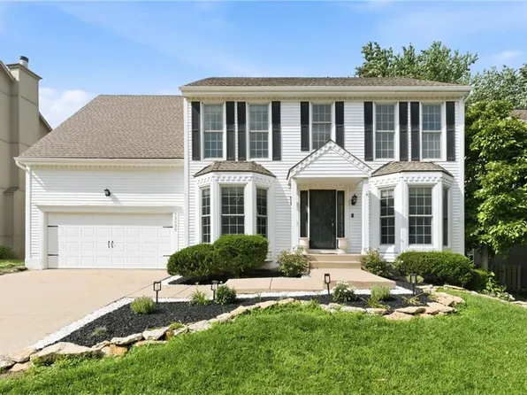 13135 Kessler St, Overland Park, KS 66213