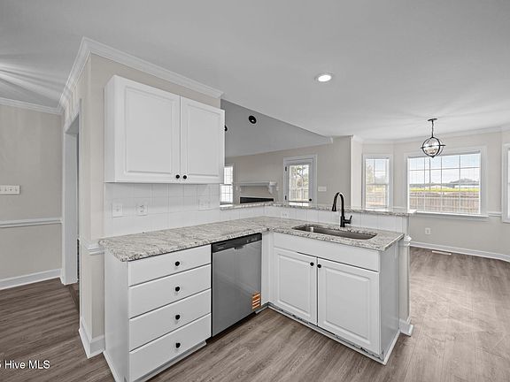 4th image of 2629 Rosewood Drive