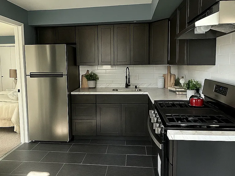 6100 Bingham St #4 — Photo 4