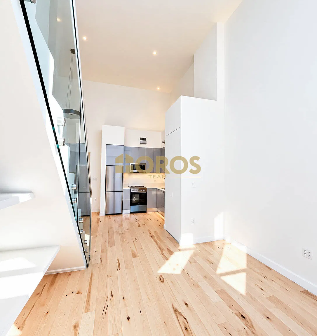 316 East Third Street — Photo 4