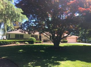 7449 Chestnut Ridge Rd, Lockport, NY 14094