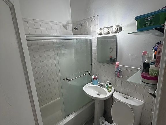 2nd image of 87 E 4th St APT 4B