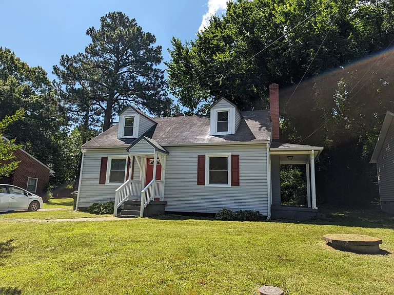 3309 Delano St — Photo 12