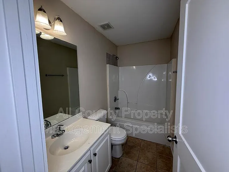 1929 Bluff Rd #177 — Photo 15