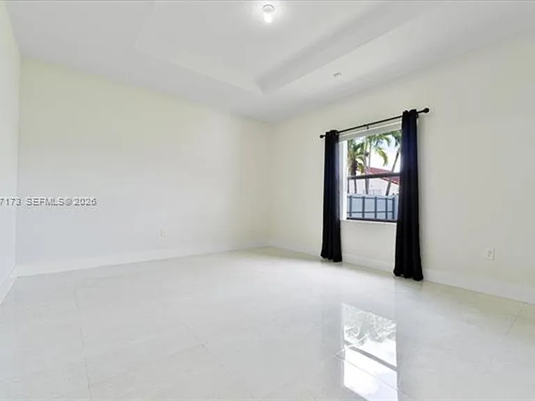 16186 SW 65th Ln #16186 — Photo 11