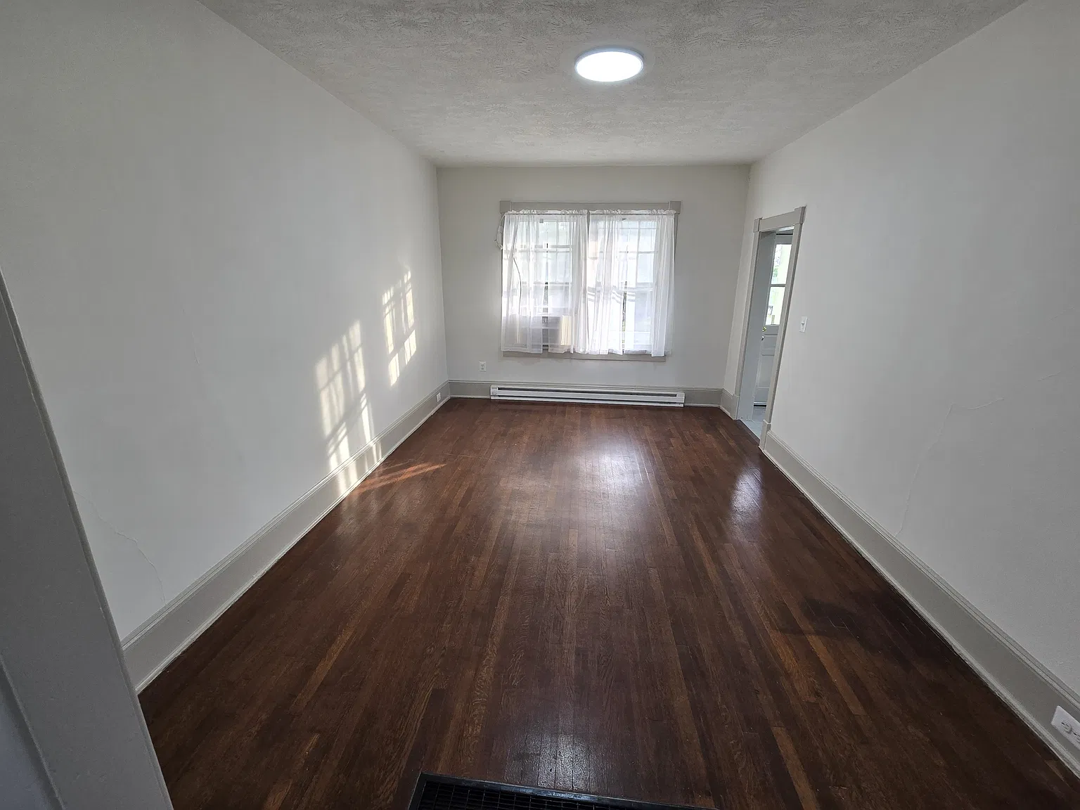 3 bed, 1670 sqft, $1,775 — Photo 4