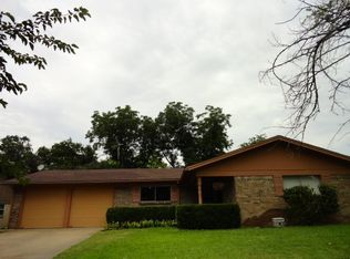 1710 Toplea Dr, Euless, TX 76040