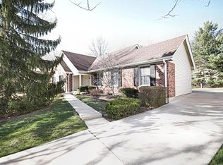 15775 Country Ridge Dr, Chesterfield, MO 63017