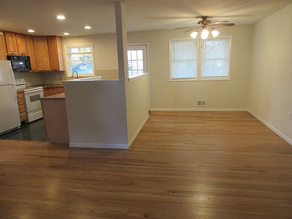Kitchen & Dining room