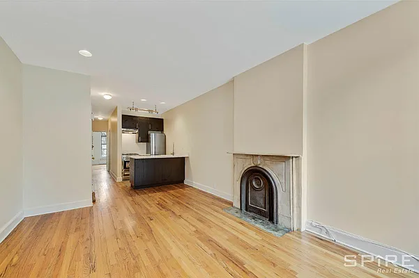 Rented by Spire Group | media 12