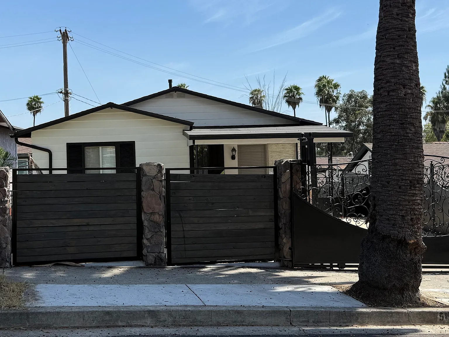 3 bed, 1271 sqft, $4,000 — Photo 1