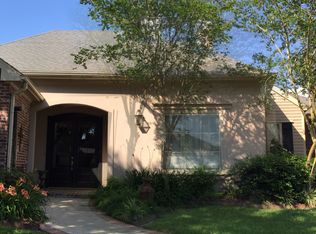 409 Hamlet Ln, Lafayette, LA 70508