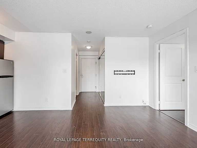 2035 Sheppard Ave E #104 — Photo 27