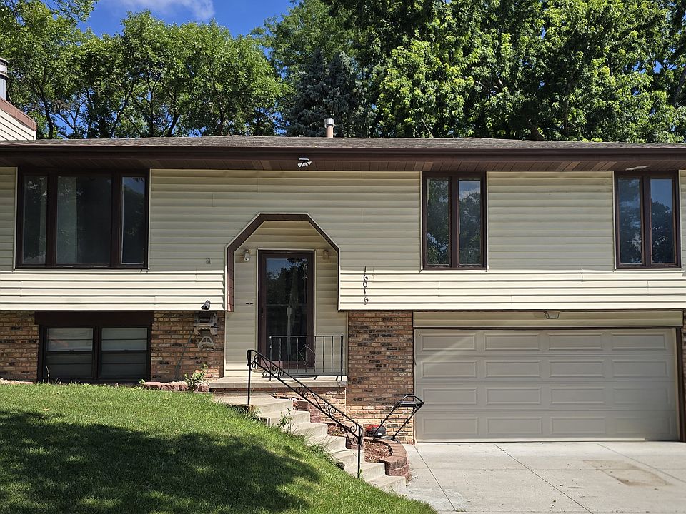 1st image of 16016 Martha Cir