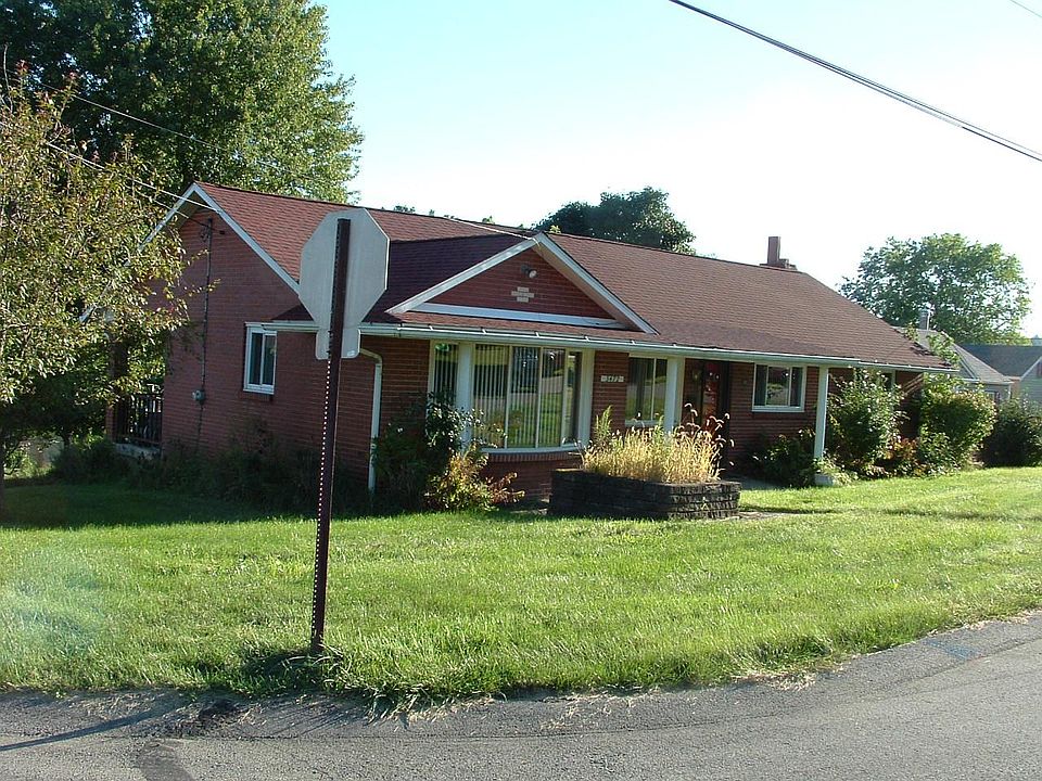 Corner lot
