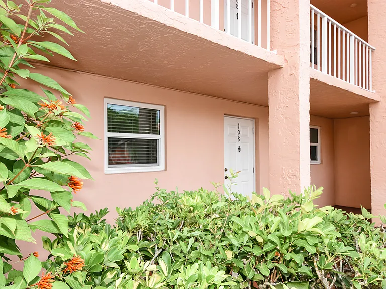 200 Turtle Lake Ct #108 — Photo 11