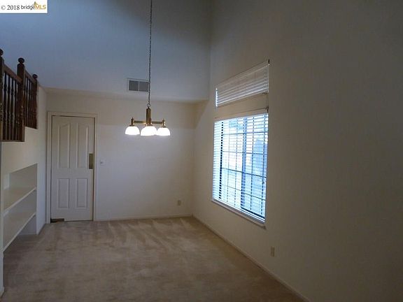 4th image of 3509 Centennial Dr