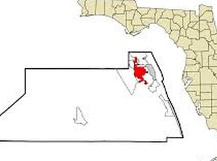 2352 SE Jackson St, Stuart, FL 34997