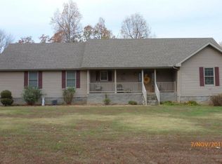 1525 John Thomas Rd, Manitou, KY 42436