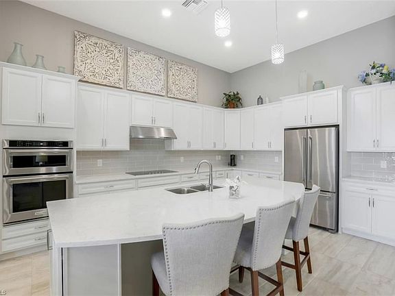 5th image of 12860 Chadsford Cir