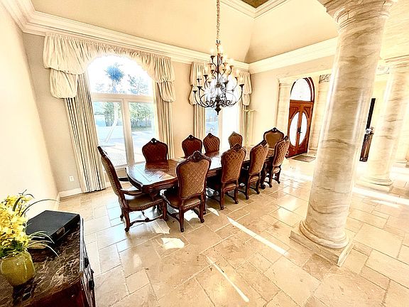 4th image of 545 Virginia Dare Dr