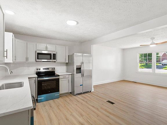 5th image of 436 Peachtree Rd