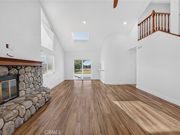 4th image of 34655 Almond St